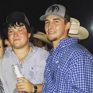 Meet your Posher, Brett